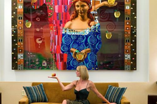 Heldrich Hotel And Spa