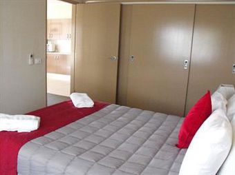 Club Motor Inn