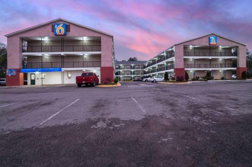 Hotel Savannah Suites-augusta