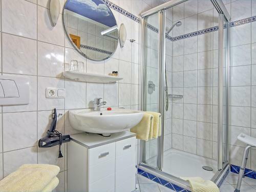 Apartamento Ferienwohnungen G�stehaus L�rcheck