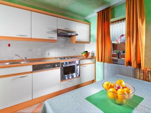 Apartamento Ferienwohnungen G�stehaus L�rcheck