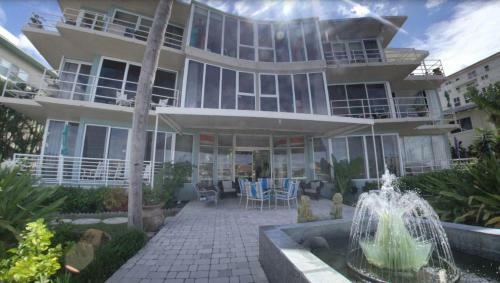 Villa Manhattan Tower