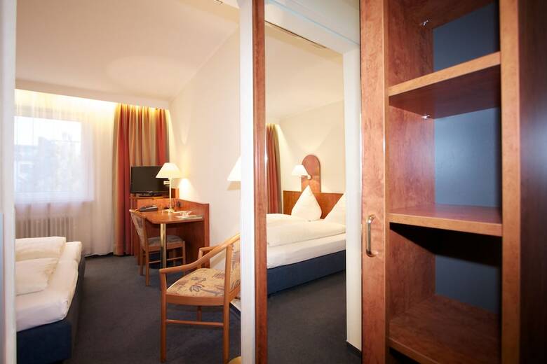 Falk Hotel