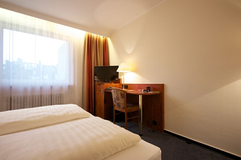 Falk Hotel