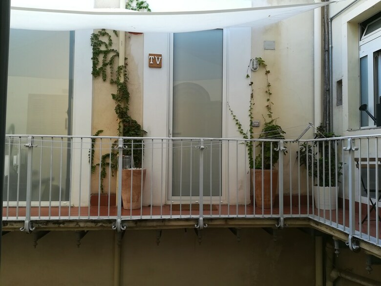 Hostal Eco Rooms Velacatania