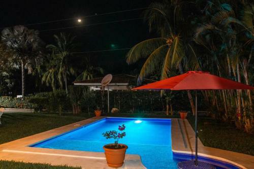 Las Veraneras - Beach House With Beach Access