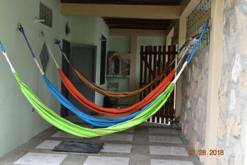 Amplia Casa Con Jard�n En Ol�n