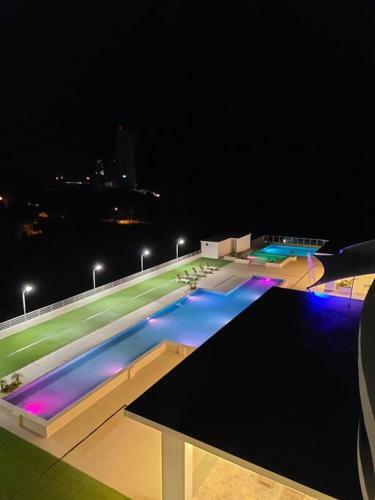 Apartamento Lovely 2-bedroom Condo With Pools And Beach Views