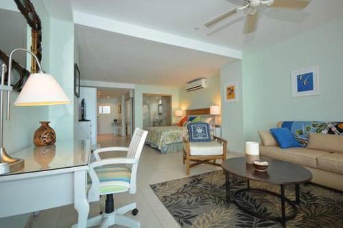 Solarium At Coronado Bay Oceanfront Apartments