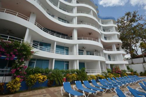 Solarium At Coronado Bay Oceanfront Apartments