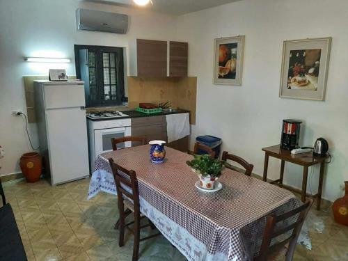 Carrubo - Giardino In Citt�