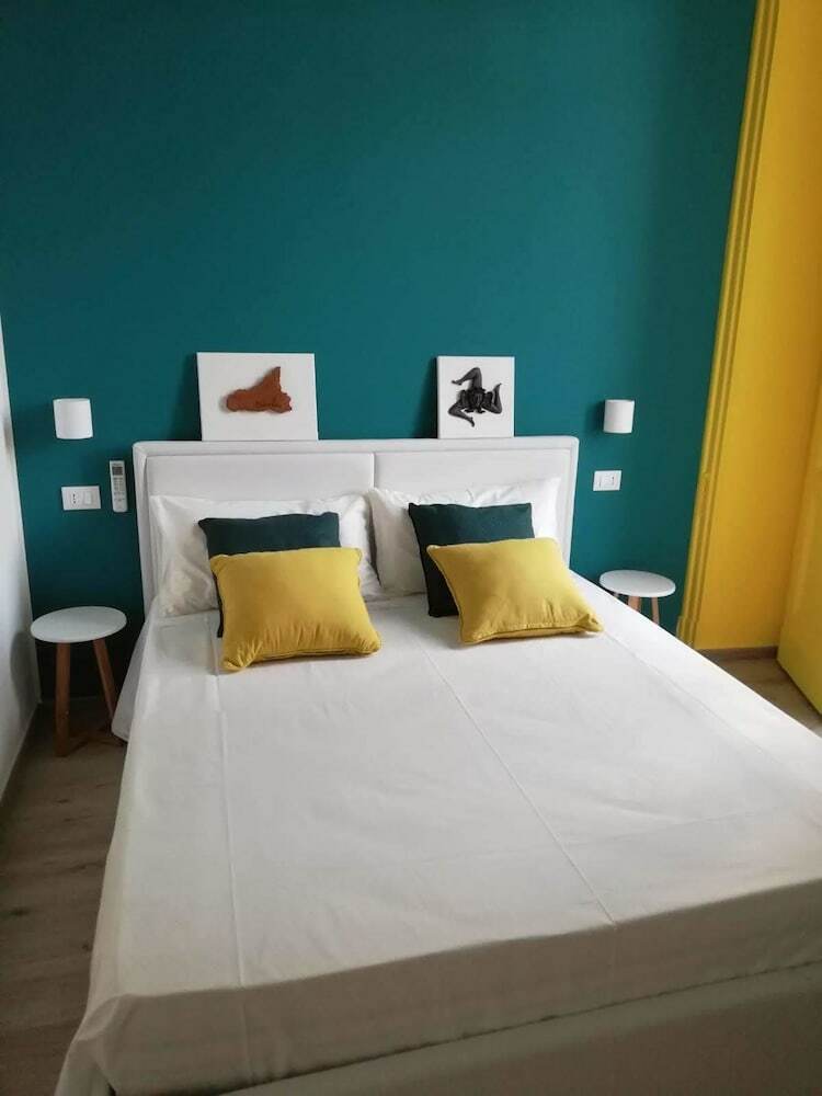 Hostal Gh Rooms Catania