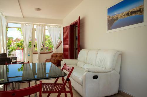 Villa On The Sea Le Capannine