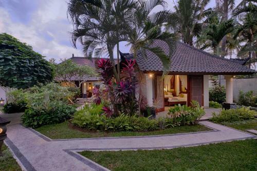 Kutus Kutus Saba Beach Villa