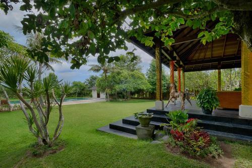 Kutus Kutus Ketewel Villa