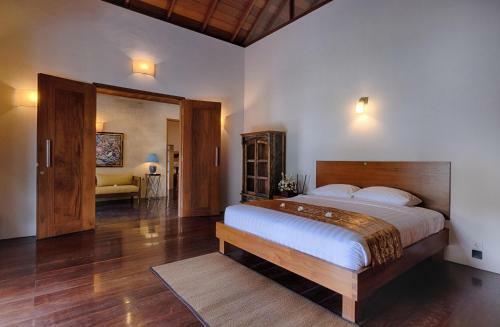 Kutus Kutus Ketewel Villa