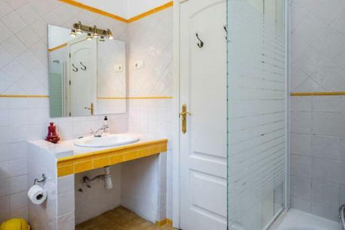 Bed & Breakfast At Home In Malaga