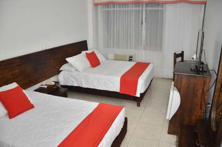 Hotel Del Llano