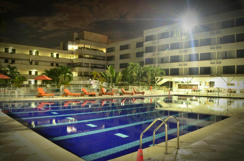 Hotel Del Llano