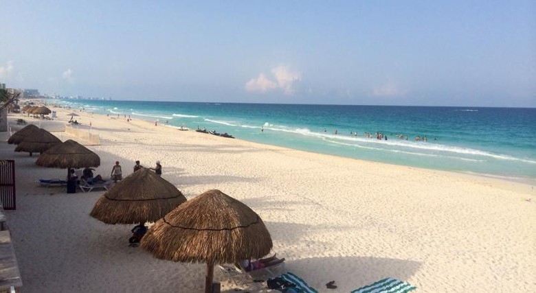 Cancun Beach Aparthotel