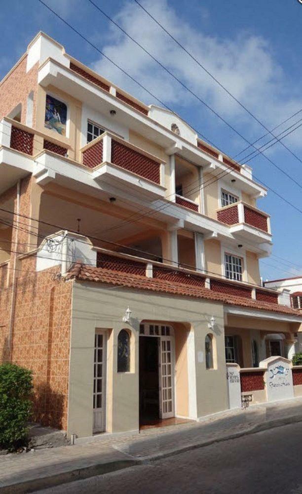 Hotel Francis Arlene