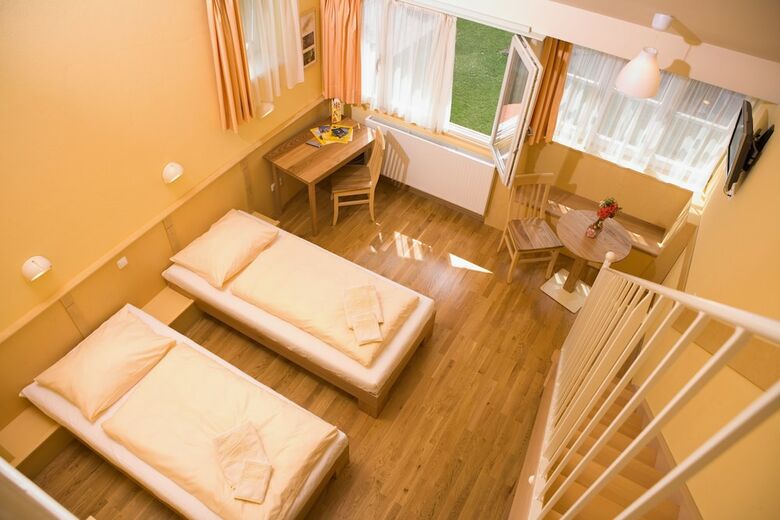 Hostal Jufa N�rdlingen