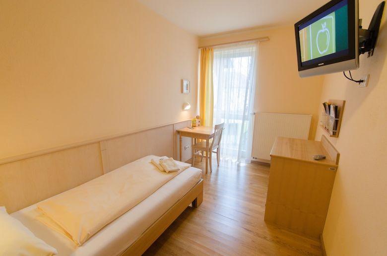 Hostal Jufa N�rdlingen