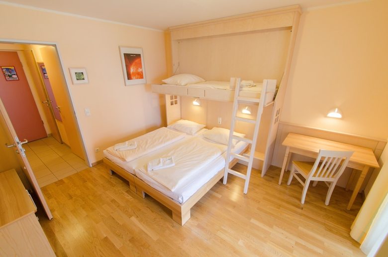 Hostal Jufa N�rdlingen