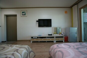 Ilchulbong Hotel