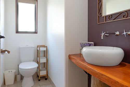 Papamoa Coastal Retreat - Papamoa Holiday Home