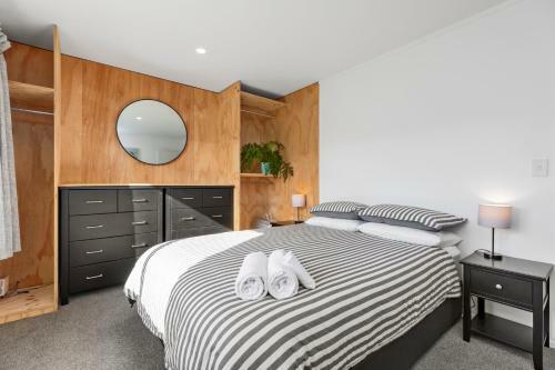 Lazy Sun Daze - Papamoa Holiday Home