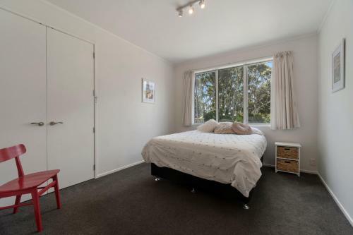 Ocean Break - Piha Holiday Home
