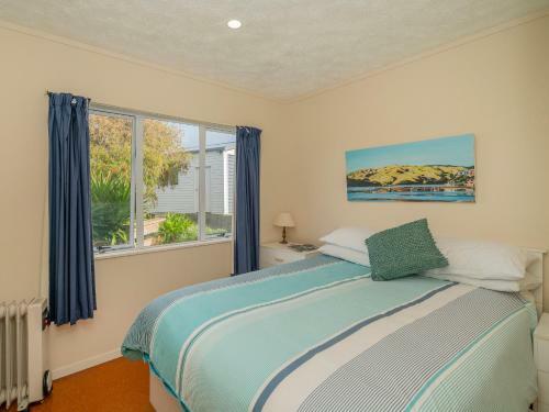 Hangar 17 - Pauanui Holiday Home