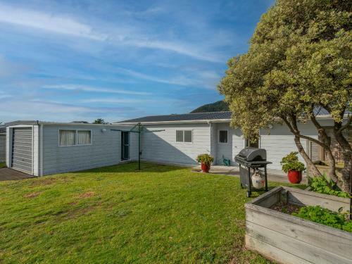 Hangar 17 - Pauanui Holiday Home