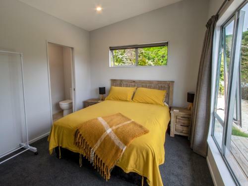 Kereru Cabin - Riwaka Holiday Unit