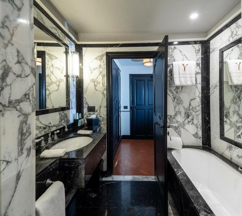 Hotel H�tel Le Yaca