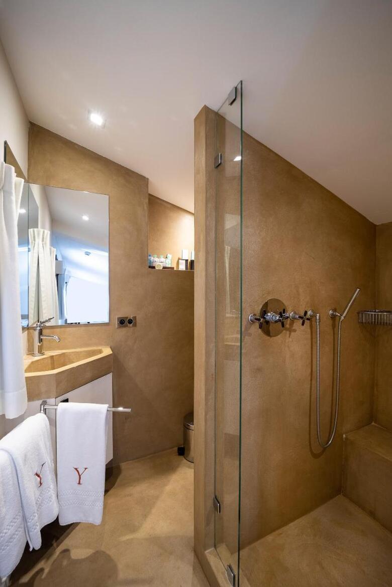 Hotel H�tel Le Yaca