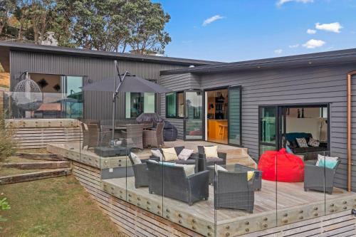 R And R At Robertson - Raglan Holiday Home