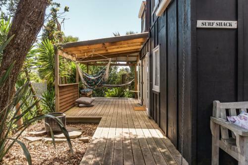 Unique Tiny Home Holidaying In The Surf Shack