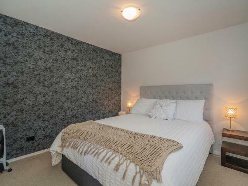 Sunny Days Retreat - Tairua Holiday Home