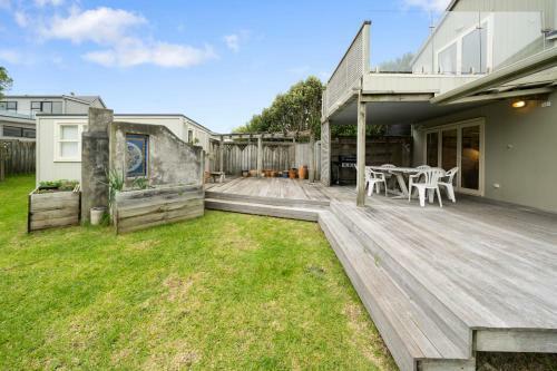 Stroll To The Sea - Te Horo Beach Holiday House