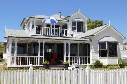 Hostal Paradise On The Strand