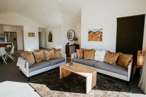 Villa Tirohanga Maunga Townhouse