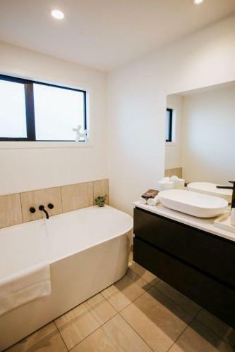 Villa Tirohanga Maunga Townhouse