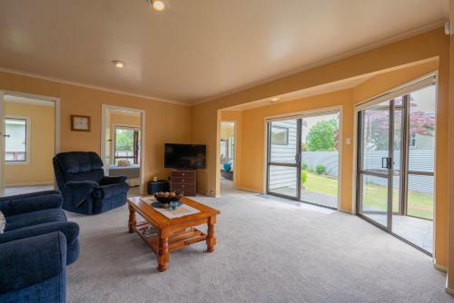 Fab On Fergus - Te Anau Holiday Home