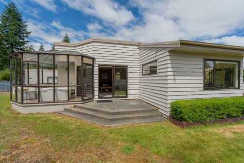 Fab On Fergus - Te Anau Holiday Home