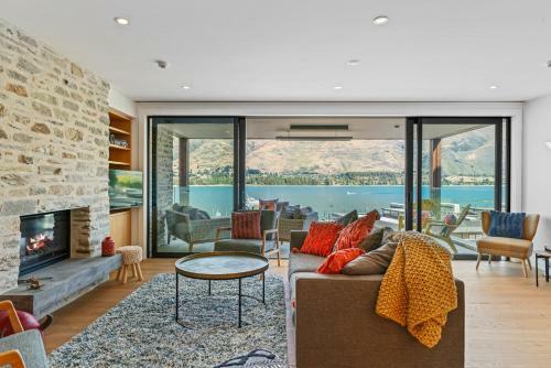 Lake View Apartment At Marina Terrace