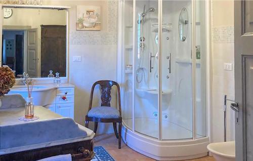 Awesome Home In Collegnago With Wifi And 3 Bedrooms