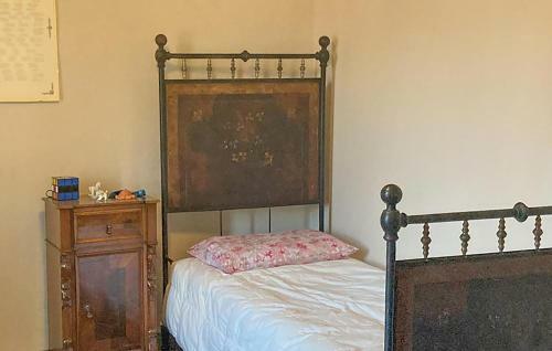 Awesome Home In Collegnago With Wifi And 3 Bedrooms