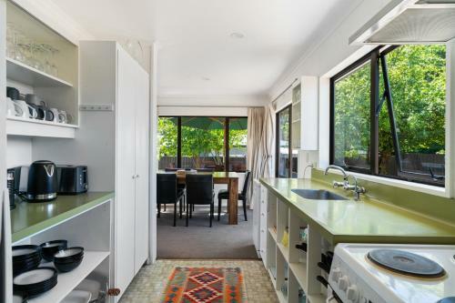 Wander Into Wanaka - Wanaka Holiday Home